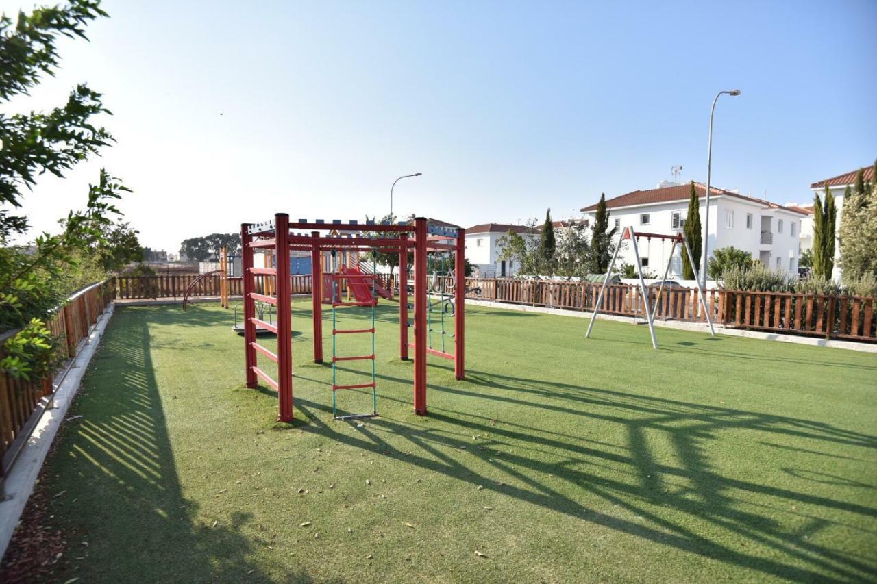 פרוטאראס Limegrove Holiday Apartment מראה חיצוני תמונה